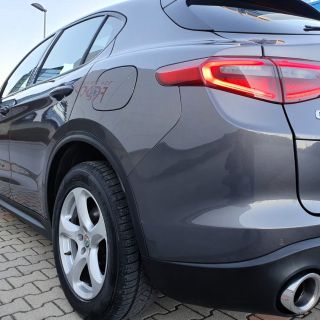 Alfa Romeo Stelvio 2.0T/280/AT8/Executive