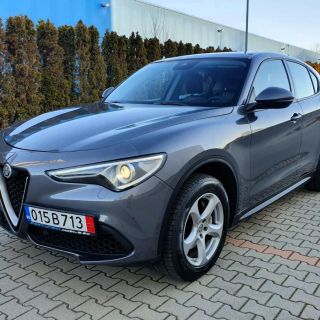 Alfa Romeo Stelvio 2.0T/280/AT8/Executive